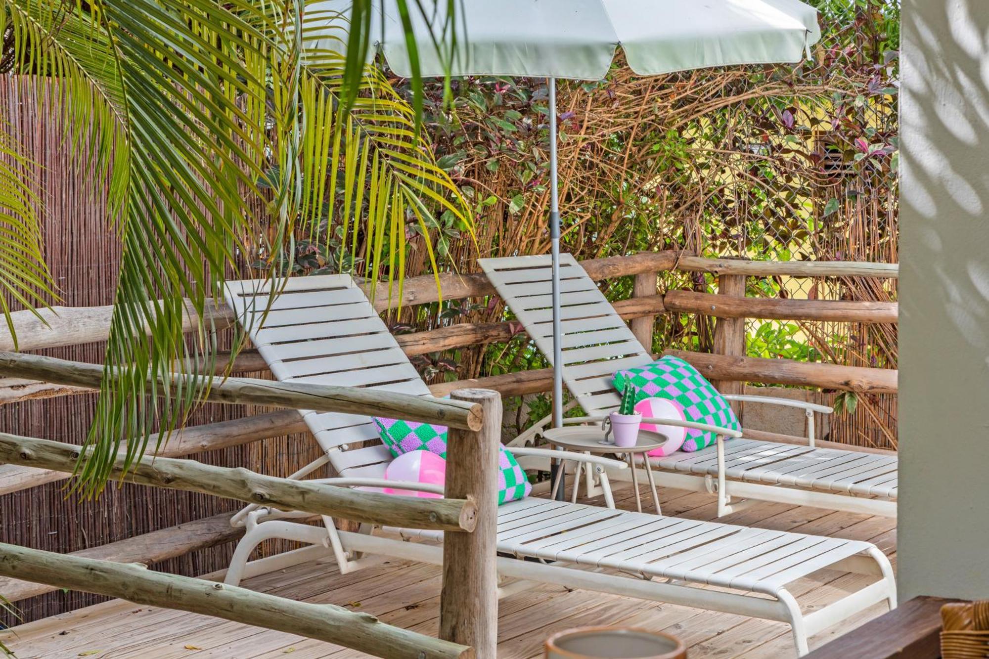 Tuk Tropical Boutique Resort Jan Thiel Willemstad Eksteriør billede